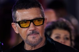 Stella Banderas es hija del actor Antonio Banderas y la actriz Melanie Griffith. A sus 29 años, ha optado por mantener un perfil más reservado, enfocándose en áreas detrás de cámaras como la dirección y producción cinematográfica.  (Photo by Vianney Le Caer/Invision/AP)